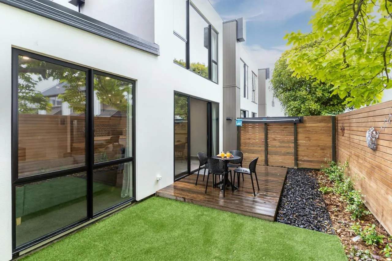 City Living - Christchurch Holiday Home