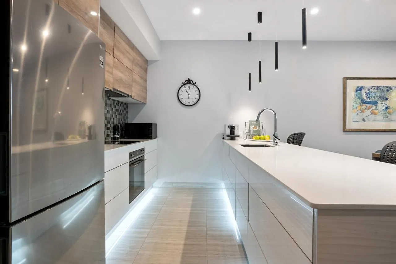 City Living - Christchurch Holiday Home
